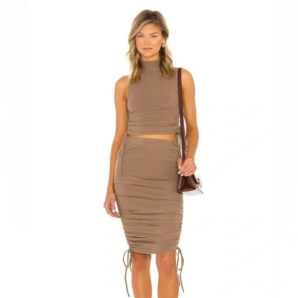 NWT Steve Madden Bb Dakota Cinch by Cinch Skirt in Toffee - Picture 4 of 8